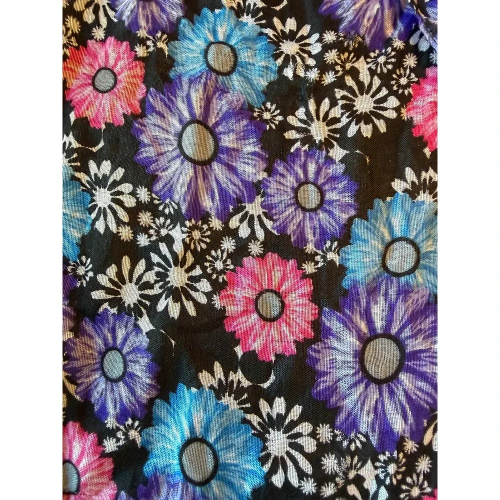 Greenbrier International vibrant floral